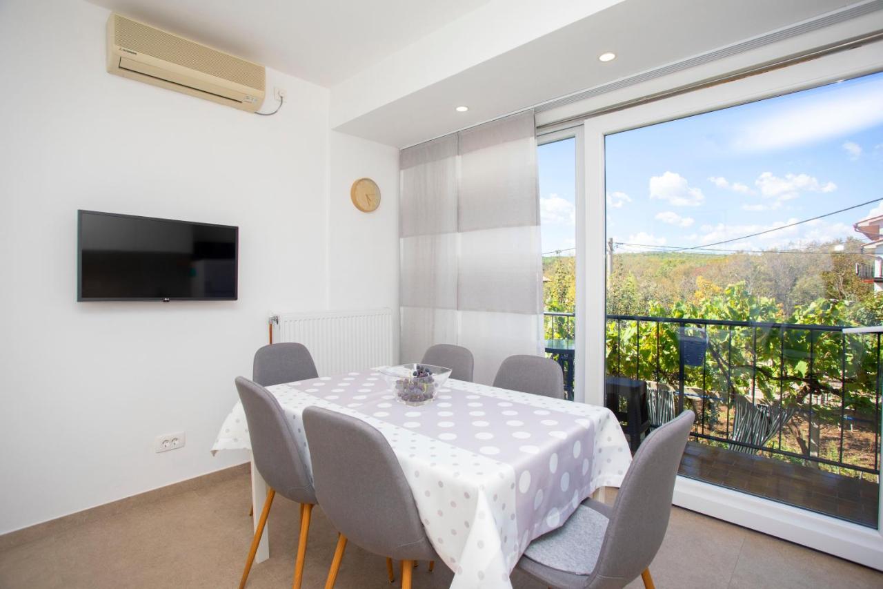 Apartment Falichi Пломин Экстерьер фото