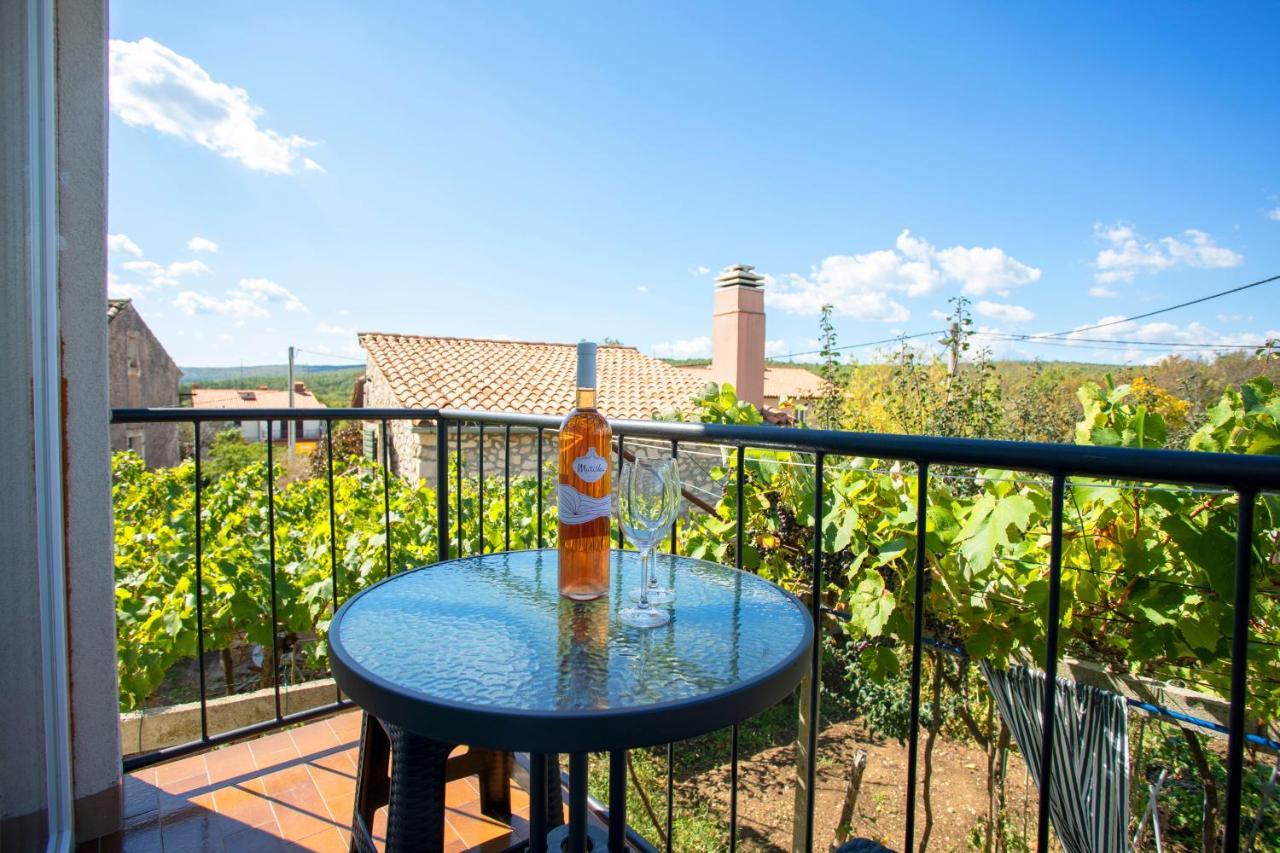 Apartment Falichi Пломин Экстерьер фото